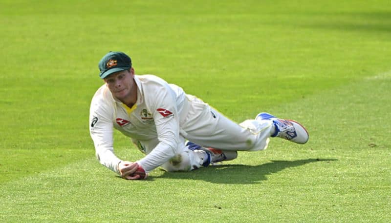 Cricket Steve Smith's hilarious moment on the field highlights Australia's dominant win over Pakistan osf