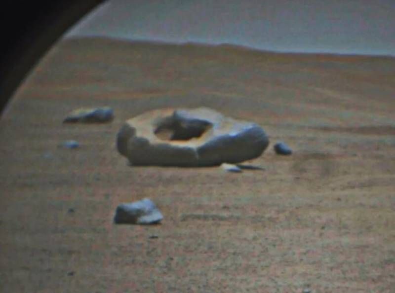 Donut shaped rock on Mars.. Have you seen the photo taken by NASA's Perseverance rover?