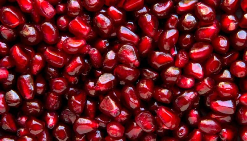 benefits of eating pomegranates azn