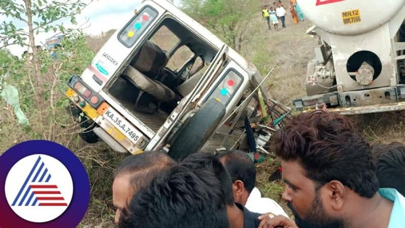 7 people died in a terrible accident near Akkalakote at kalaburagi rav