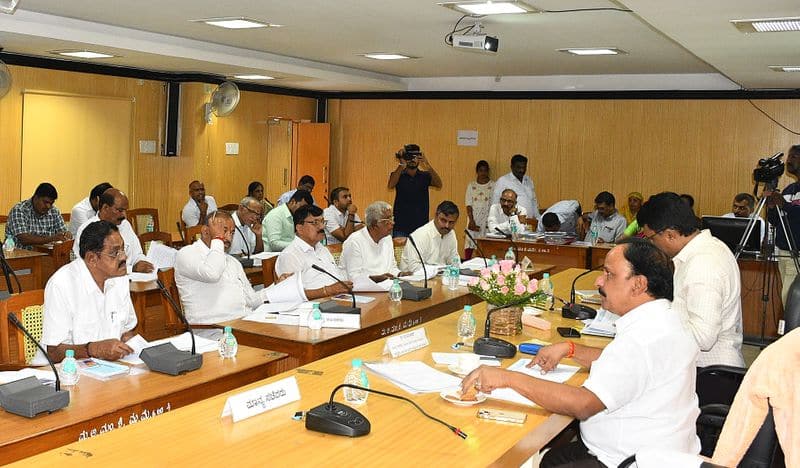 Delegation to CM to increase grant to MADB Says Minister D Sudhakar gvd