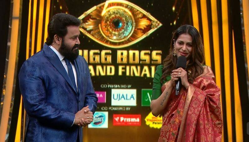 sobha viswanath to mohanlal in bigg boss malayalam season 5 grand finale nsn