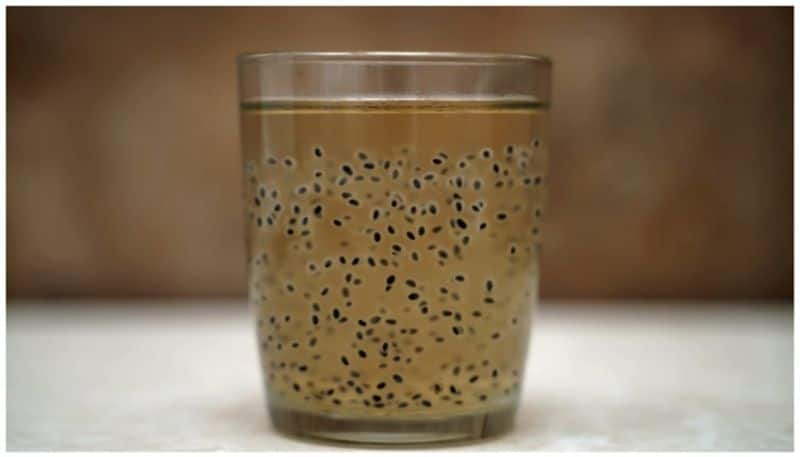 Health Benefits of Eating soaked Chia Seeds ram