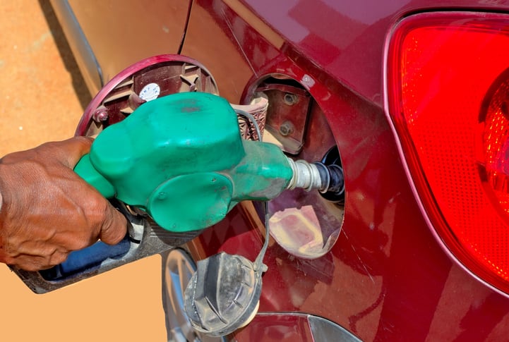 Petrol diesel prices on September 25 Check fuel rate in Bengaluru Noida Delhi  more gcw