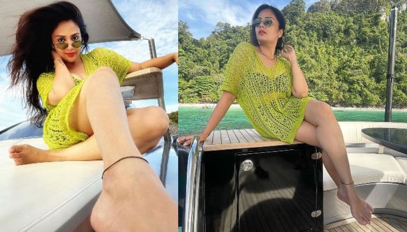 Anchor  Sreemukhi Stunning Looks in Thailand Vaction pics NSK