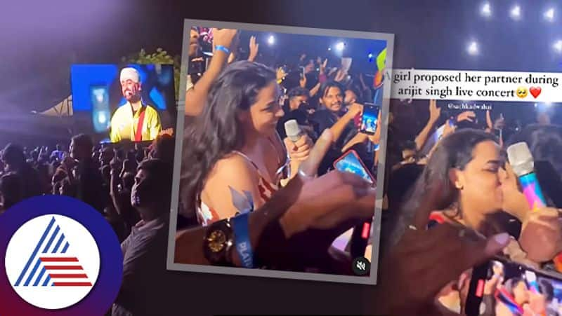 Lady proposes to lover during live show of singer Arijit Singh suc