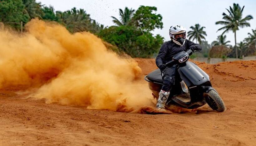 EV 2W విభాగంలో ఆధిపత్యాన్ని కొనసాగిస్తున్న ఓలా ఎలక్ట్రిక్, జూన్‌లో 40% మార్కెట్ వాటా సొంతం