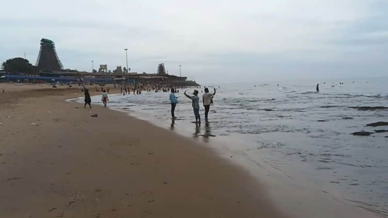 There is tension in Tiruchendur as the sea recedes to a distance of 100 feet