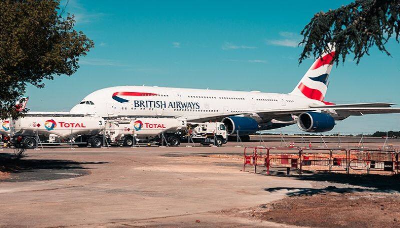 British Airways passenger stabs man with glass on flight from Gatwick to St Lucia; check details AJR