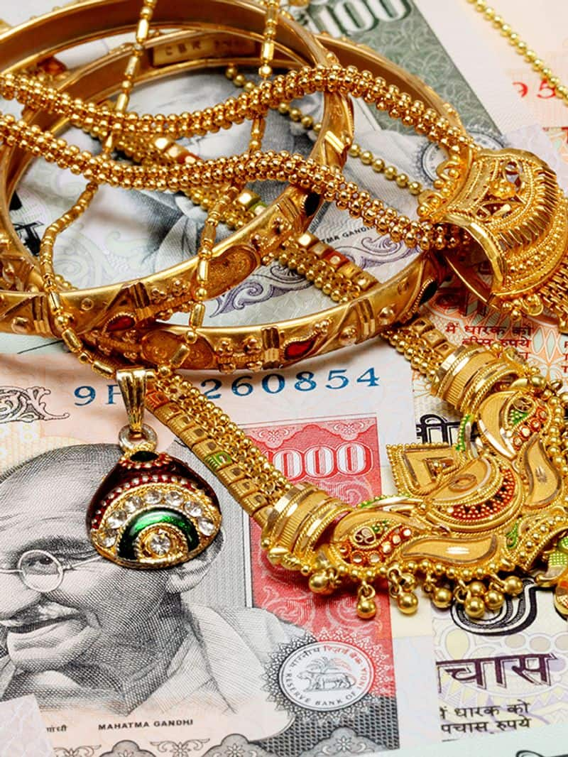 Some Essential Tips to store Gold Jewellery ram