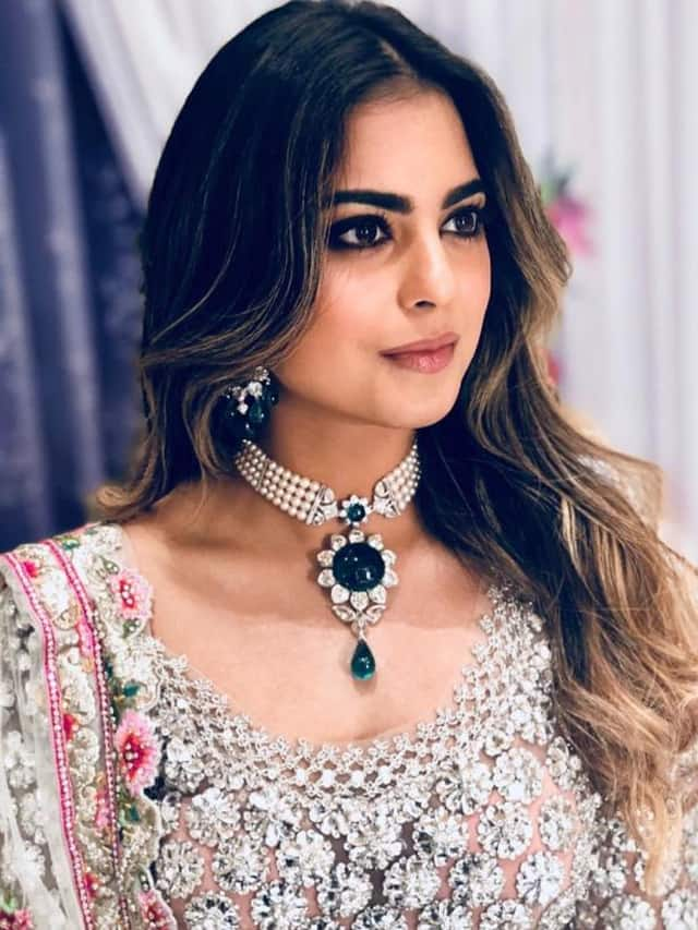 isha ambani weight loss diet plan nita ambani diet plan in hindi kxa 