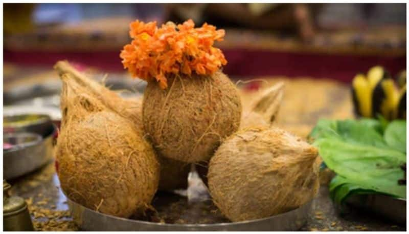 know reason why women should not break coconut in tamil mks