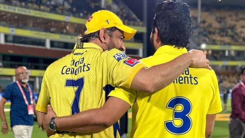 dhoni raina