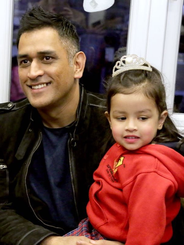 MS Dhoni's Daughter Ziva's Reaction On Chandrayaan 3 Landing Melts Hearts ram