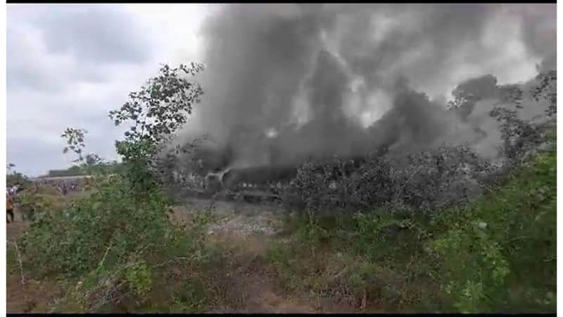 Railway  DIG  Sunil Team Probe on  Falaknuma Express Train Fire Accident lns