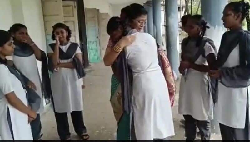 students crying when teacher leaves the school after retirement hyp