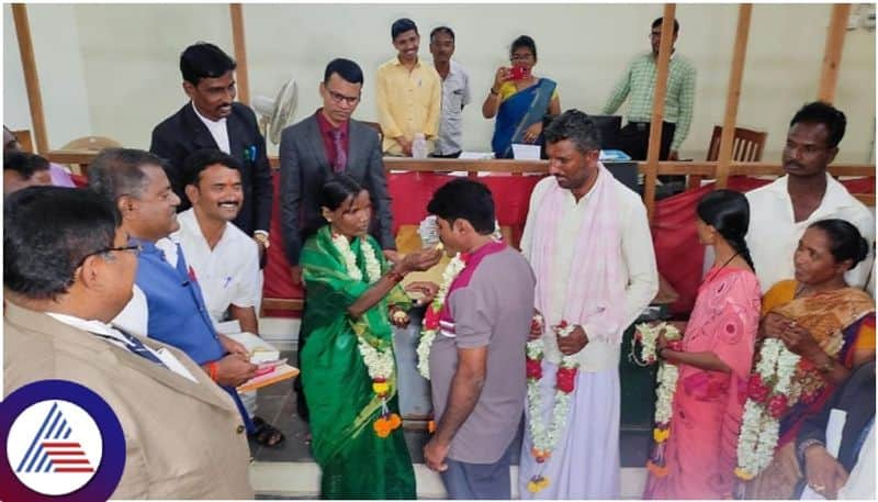 Raichur Lok Adalat reunited 15 couples who had filed for divorce sat