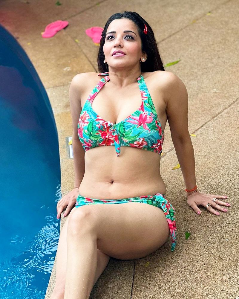 Monalisa turns 41: 7 bold photos of Bhojpuri actress that shoBhojpuri song,  Monalisa, Monalisa SEXY video, monalisa bhojpuri, monalisa bhojpuri  instagram, मोनालिसा sexy photos, मोनालिसा photos, मोनालिसा sexy video ...
