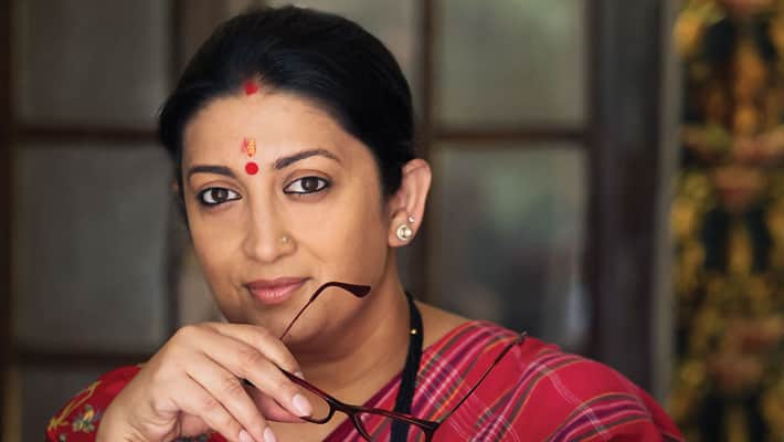 Smriti Irani Reveals She Rejected Offer  Pan Masala Advertisement Know Reason roo