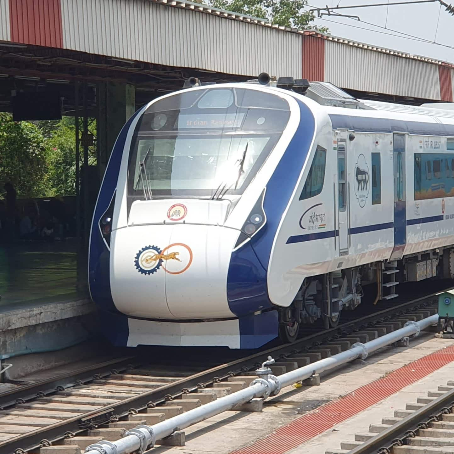 Inspection in Hospet for Vande Bharat express in bellary To Guntakal route gow