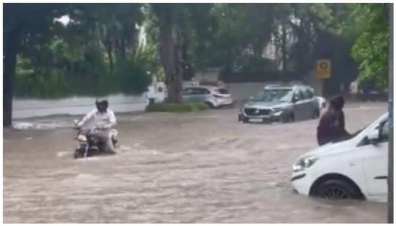 Views of Delhi submerged in water due to heavy rain bkg