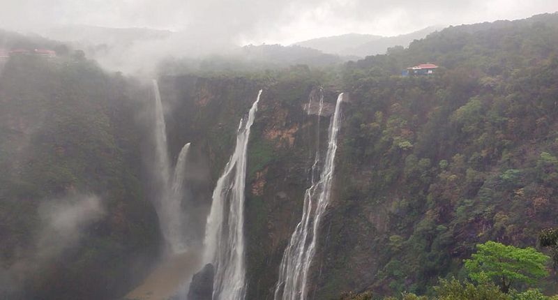 due to heavy rain jog falls attracting more tourists shivamogga gvd