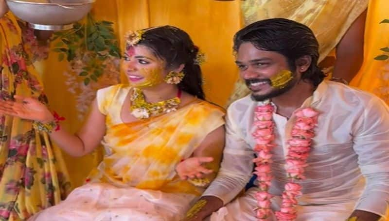 Famous Serial Couple Sandhya Ramachanran got married with actor Britto Mano