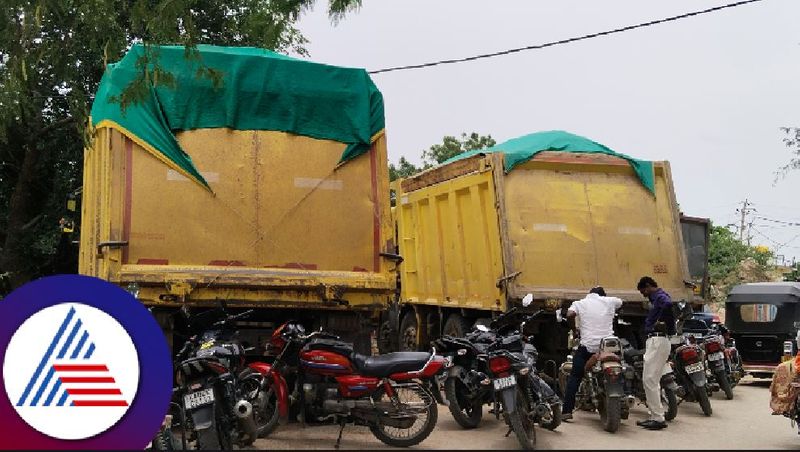 Illegal sand transportation3 tippers three drivers seized in surapur at yadagiri rav