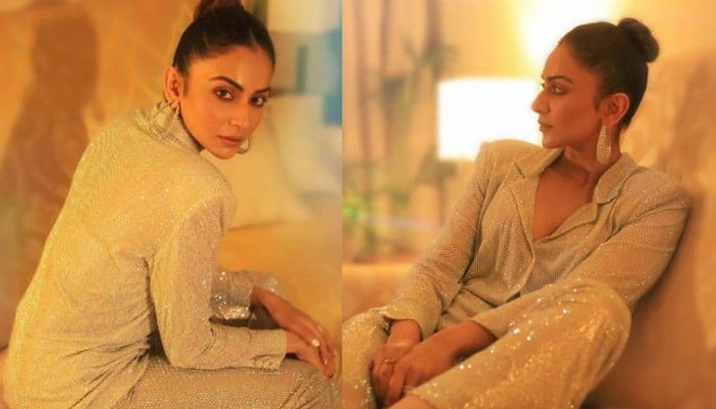 Actress Rakul Preet Singh attracts with her Stunning Poses NSK