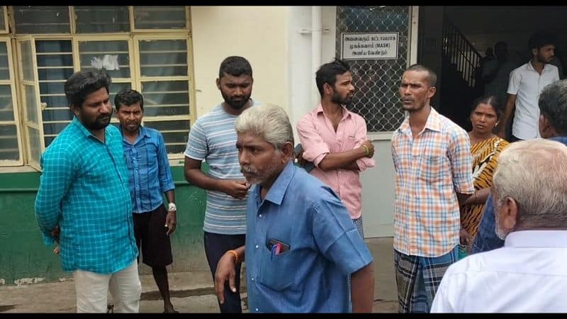 a government school teacher drink  a liquor in duty time in salem district