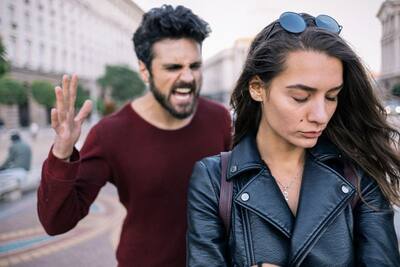 Here are 7 ways to end toxic relationship with your abusive partner