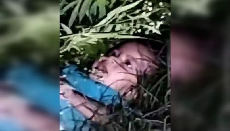 In UP Moradabad 1 Yr Old Baby Girl Found Dumped In Bushes san