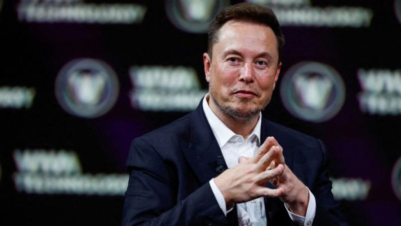 Elon Musk hints Twitter users can soon post very long complex articles mis