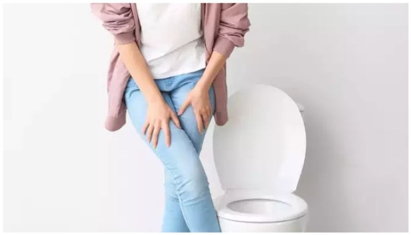 urinary incontinence causes in females and tips to avoid it in tamil mks