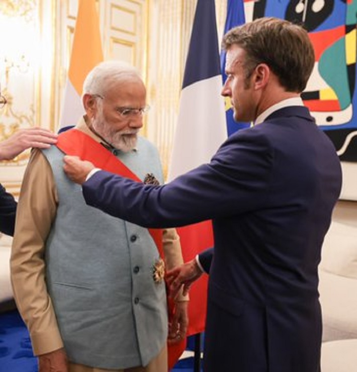 Prime Minister Modi received France's highest award! What are the international awards he has won so far?