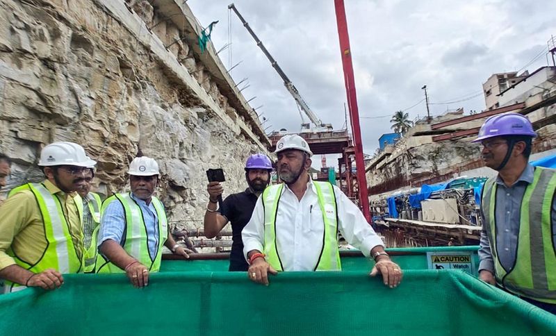 DK Shivakumar inspected the metro tunnel work gvd