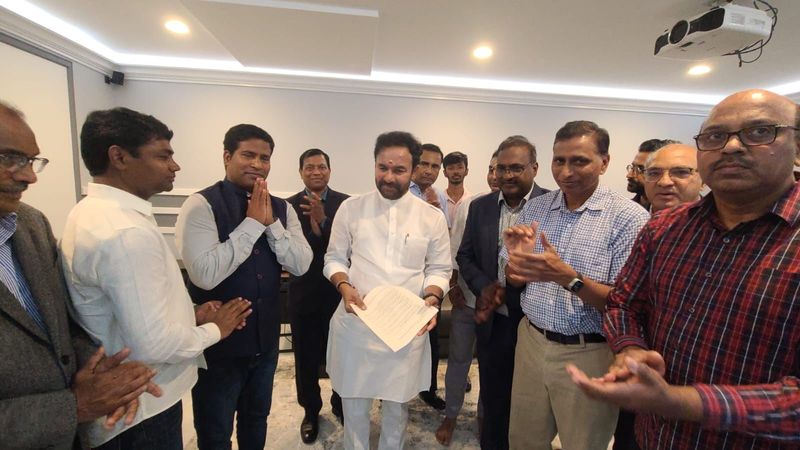 telugu nris meets union minister kishan reddy and urges direct flight from hyderabad to usa ksp