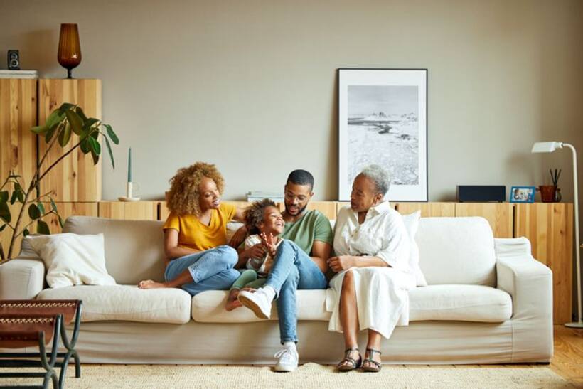 Here are 7 advantages of residing in a joint family 
