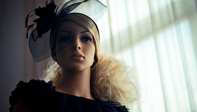 plastic surgeon claims that he can turn anybody to barbie doll look hyp 