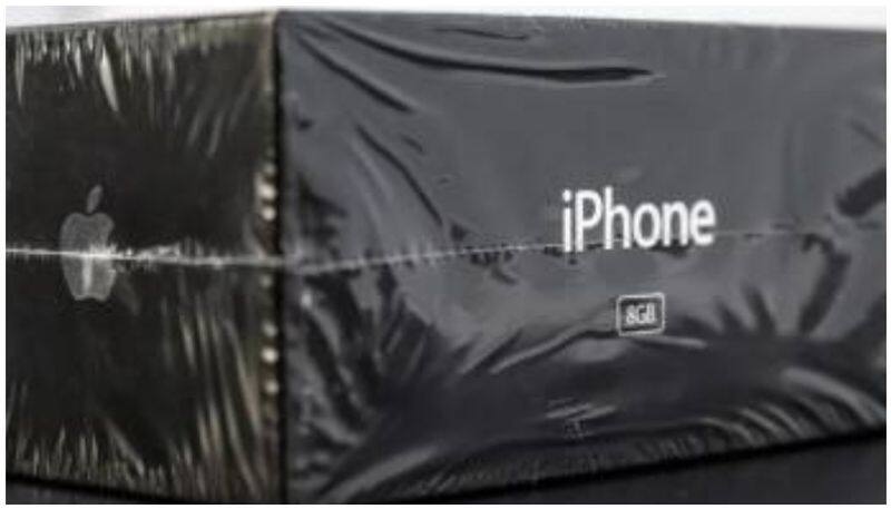 First Apple iPhone 1 Unboxed original sold 1.3 crore rupees record price sale details asd