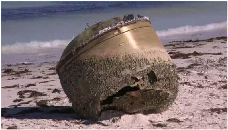 Australian authorities found mysterious object on beach, Is its part of Chandrayaan 3 or MH 370 prm 