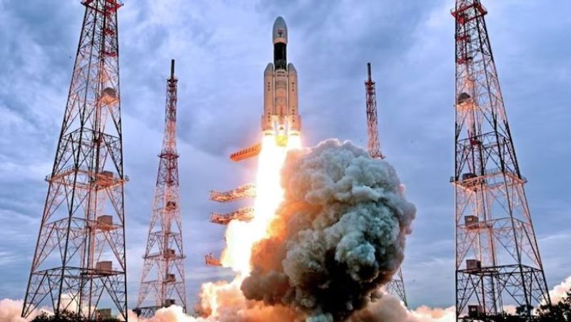 chandrayaan 3 completes 5th manoeuvre around earth slingshot to moon on august 1st ash