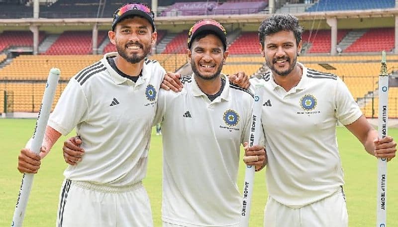 Duleep Trophy Karnataka Pace Trio Vidwath Kaverappa Vyshak Vijaykumar Vasuki Koushik architecture South Zone Champion kvn