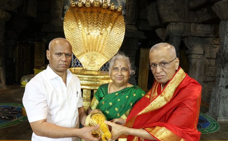 narayana murthy sudha murty donate gold conch tortoise idol to tirupati temple see pics ash