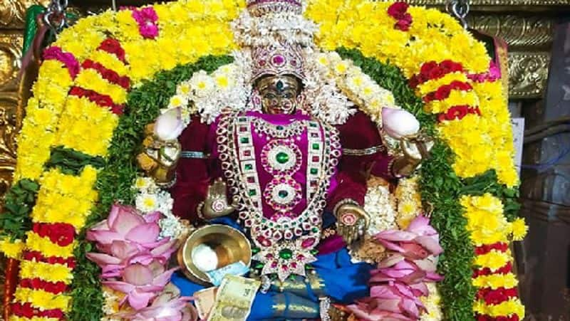 Worship of Aadi Kulatheivam Mavilaku