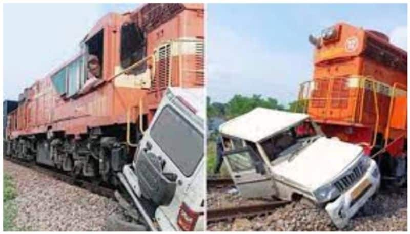 A Mahindra Bolero was crushed by a train, but all passengers are safe, fans called Mahindra Baahubali prn