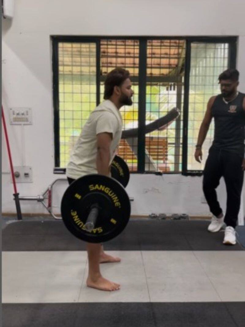 See photos Rishabh Pant begins light workouts jje 