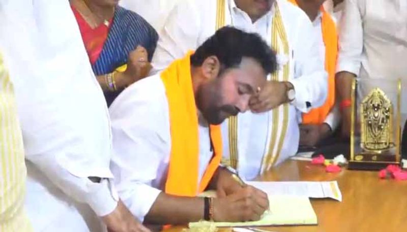  BJP Telangana President Kishan Reddy Plans to Change 15 District presidents in Telangana lns