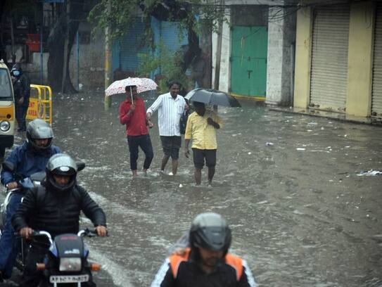 Heavy rains continue to lash Telangana for the next 6 days, IMD warns of thunderstorms RMA