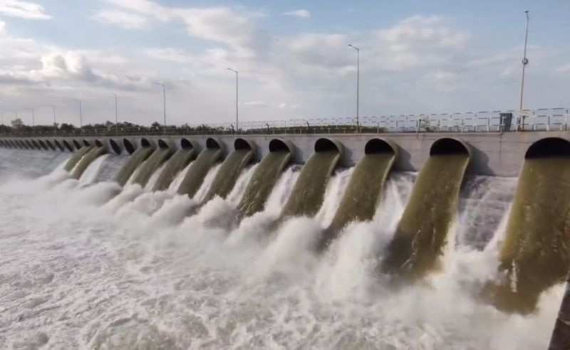 Widespread rains in Telangana, Godavari irrigation projects turned out to be full RMA